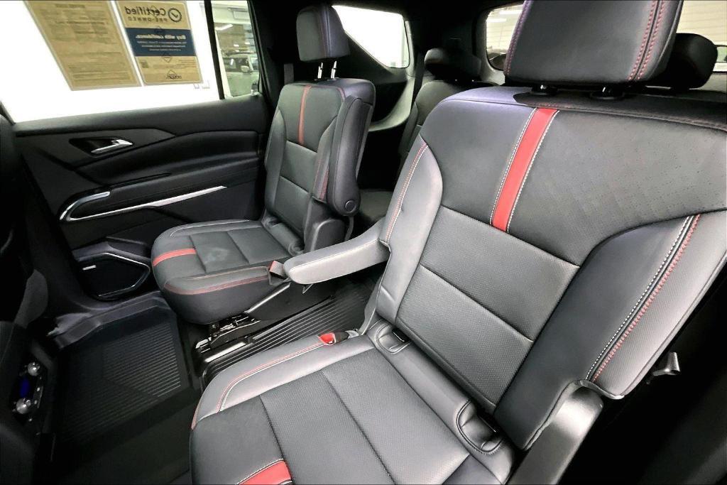 used 2024 Chevrolet Traverse car, priced at $48,988