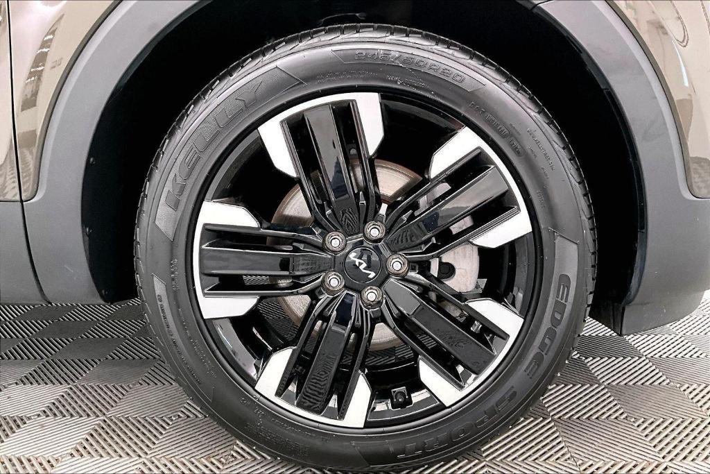 used 2023 Kia Telluride car, priced at $37,500