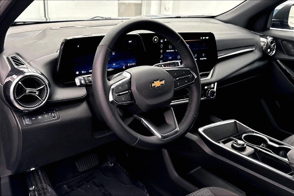 used 2026 Chevrolet Equinox car, priced at $29,989