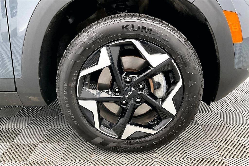 used 2024 Kia Seltos car, priced at $25,000