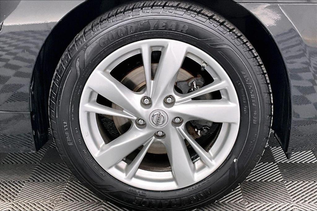 used 2014 Nissan Altima car, priced at $9,500