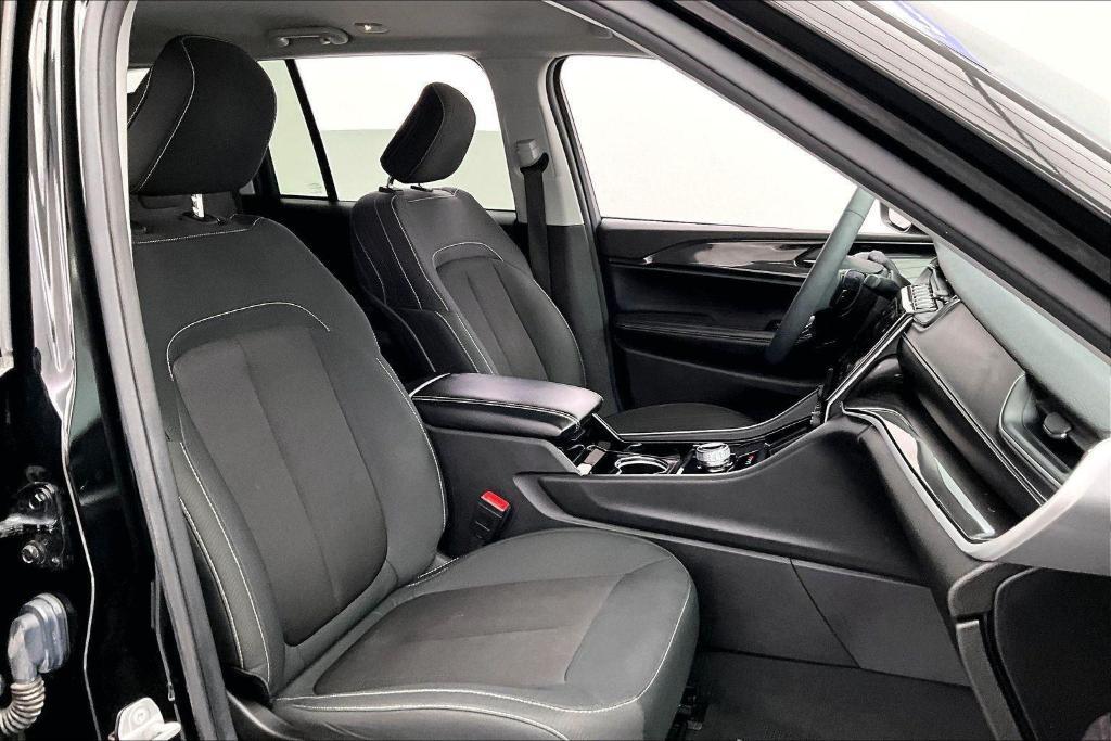 used 2023 Jeep Grand Cherokee car, priced at $25,746