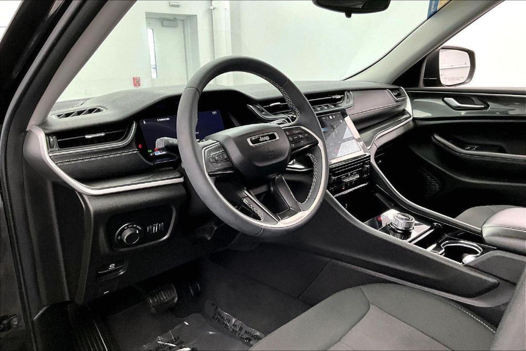 used 2023 Jeep Grand Cherokee car, priced at $25,746