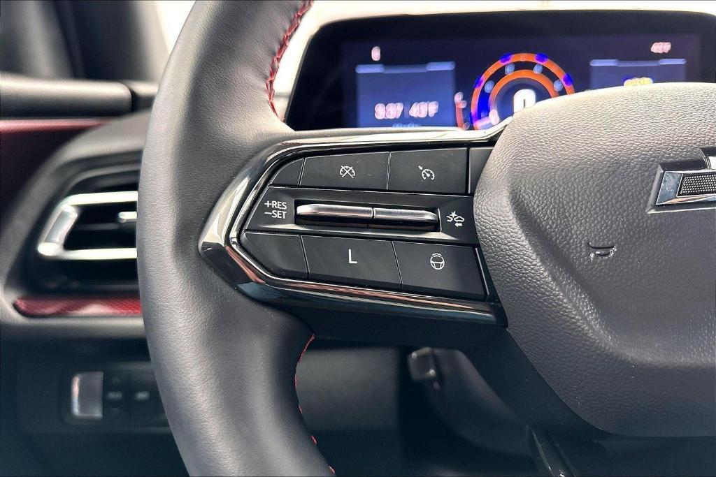 used 2024 Chevrolet Traverse car, priced at $49,898