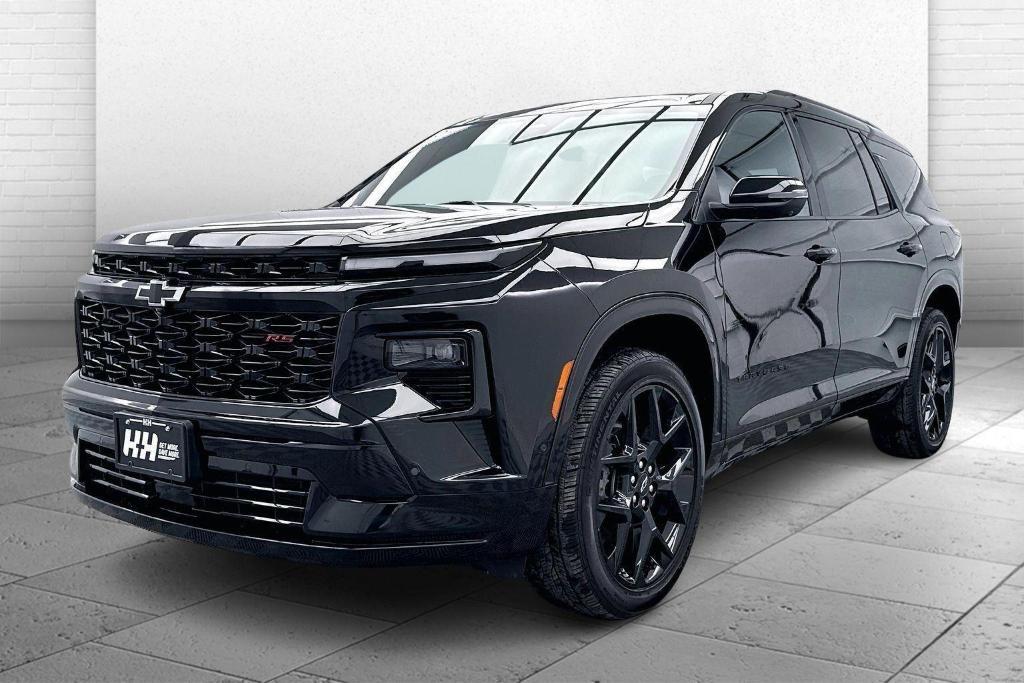 used 2024 Chevrolet Traverse car, priced at $49,898