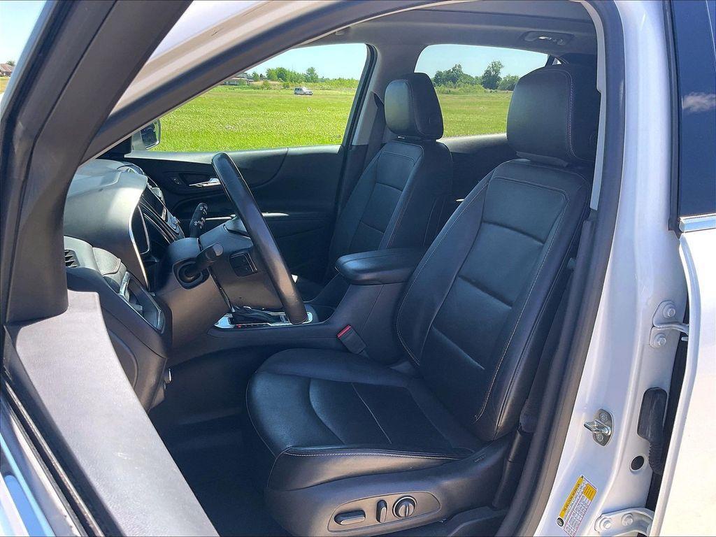 used 2020 Chevrolet Equinox car, priced at $17,500