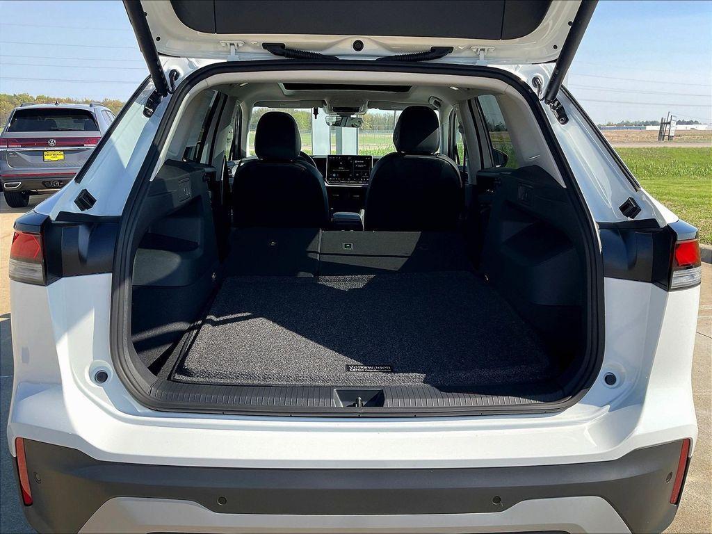 new 2026 Volkswagen Tiguan car, priced at $35,286