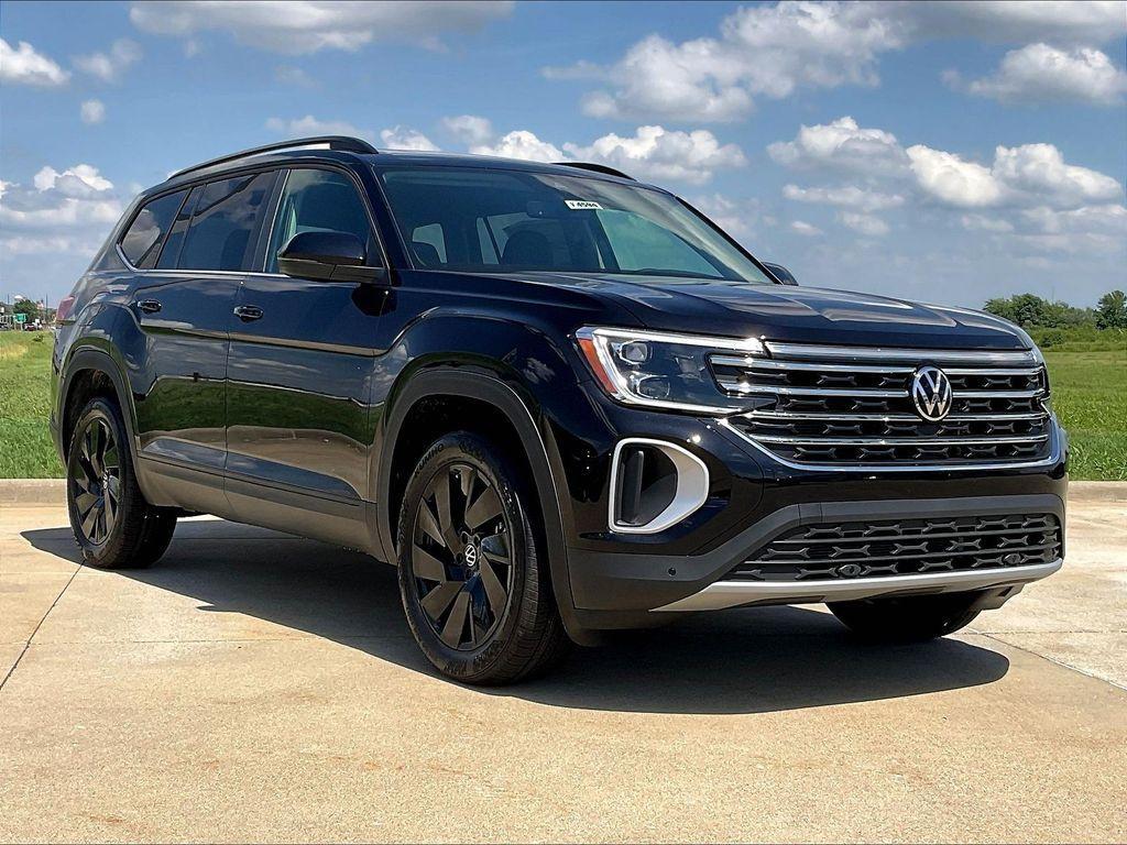 new 2026 Volkswagen Atlas car, priced at $45,431