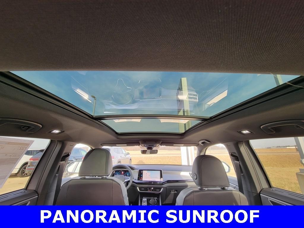 new 2026 Volkswagen Atlas Cross Sport car, priced at $45,701