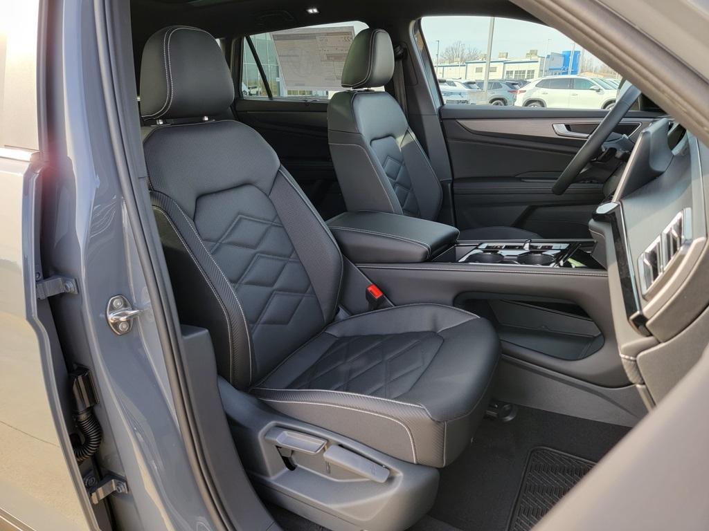 new 2026 Volkswagen Atlas Cross Sport car, priced at $45,701