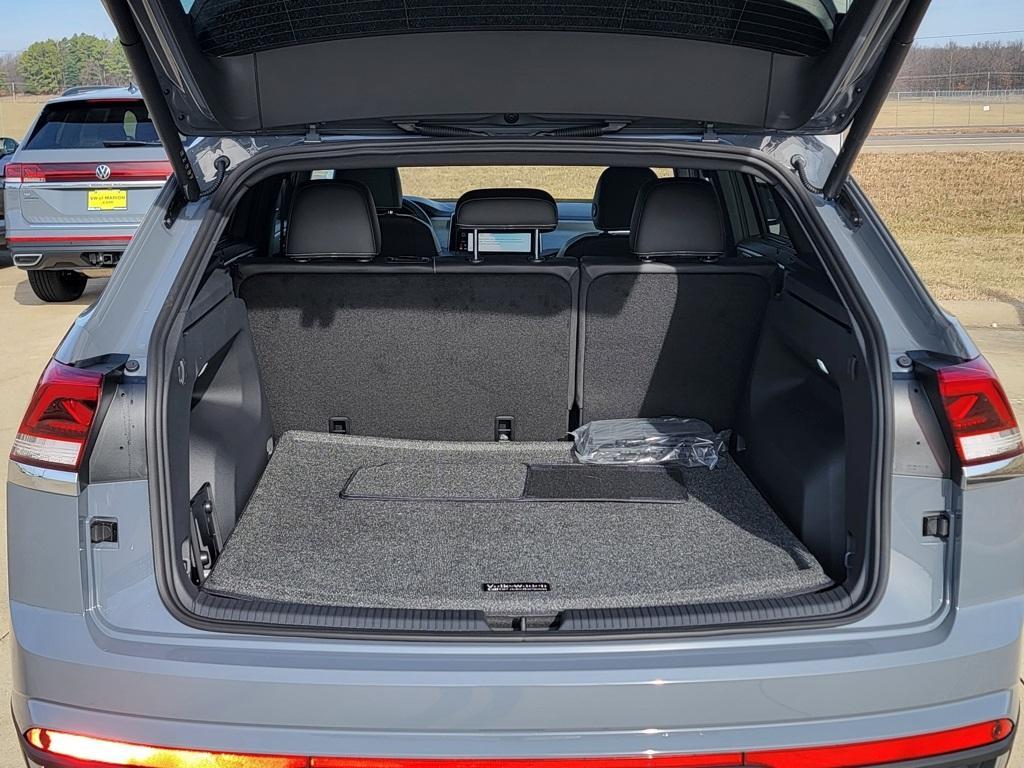 new 2026 Volkswagen Atlas Cross Sport car, priced at $45,701