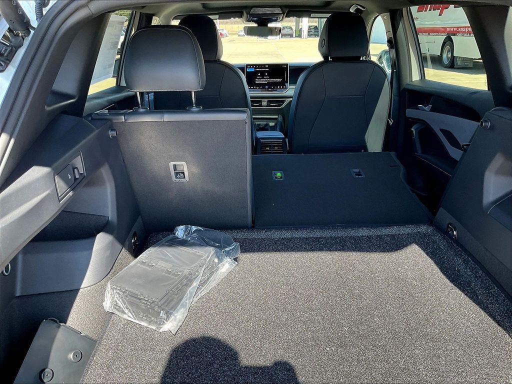 new 2026 Volkswagen Tiguan car, priced at $36,796