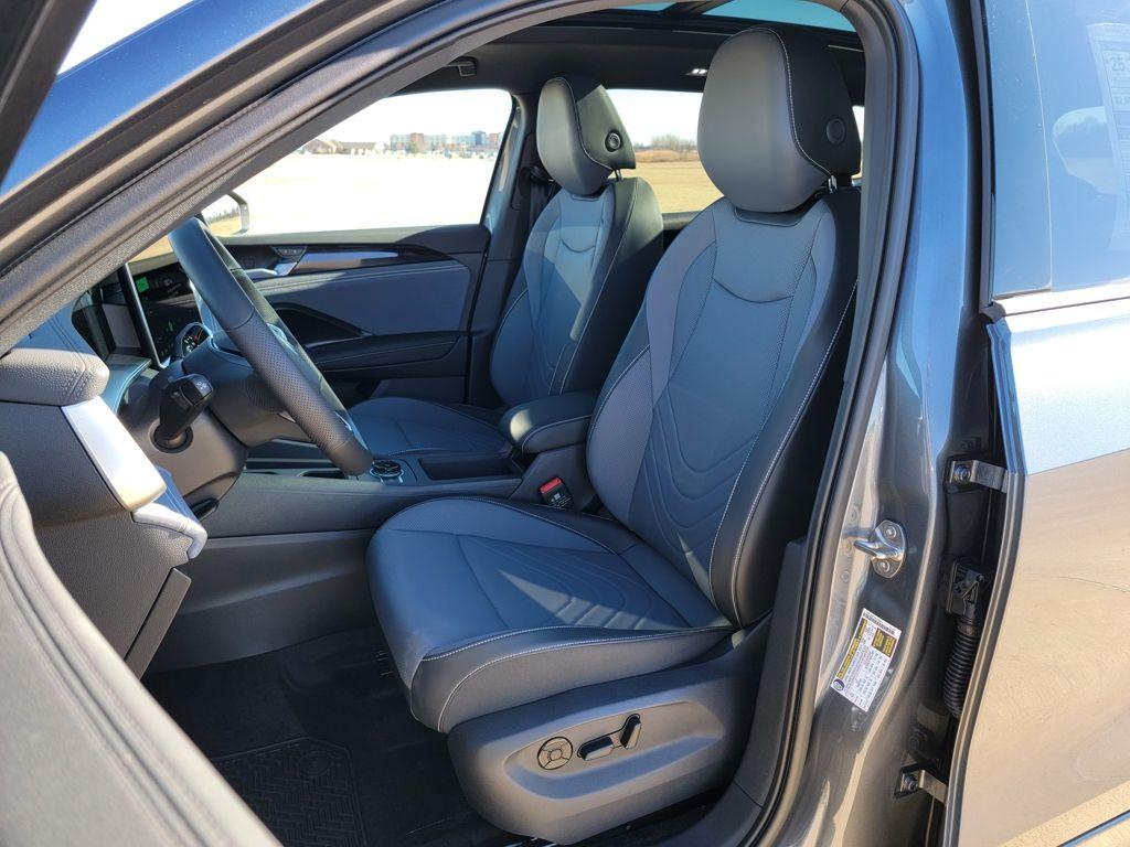 new 2026 Volkswagen Tiguan car, priced at $37,901