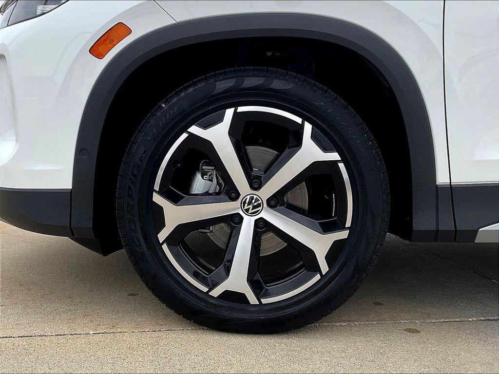 new 2026 Volkswagen Tiguan car, priced at $34,041