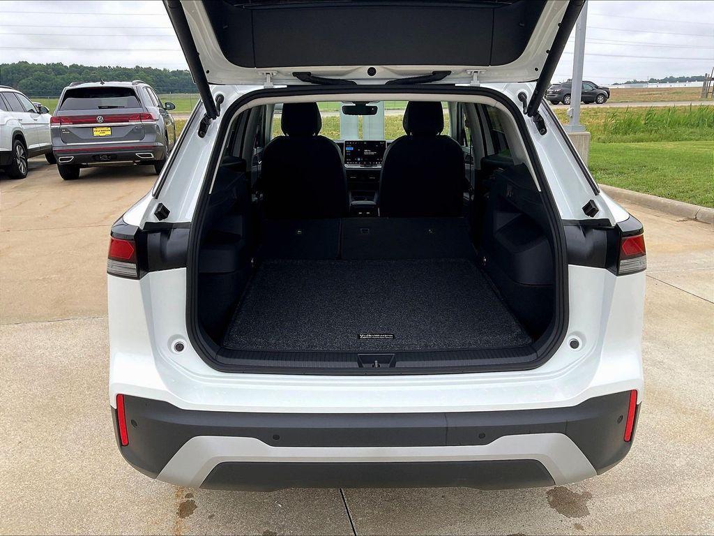 new 2026 Volkswagen Tiguan car, priced at $34,041