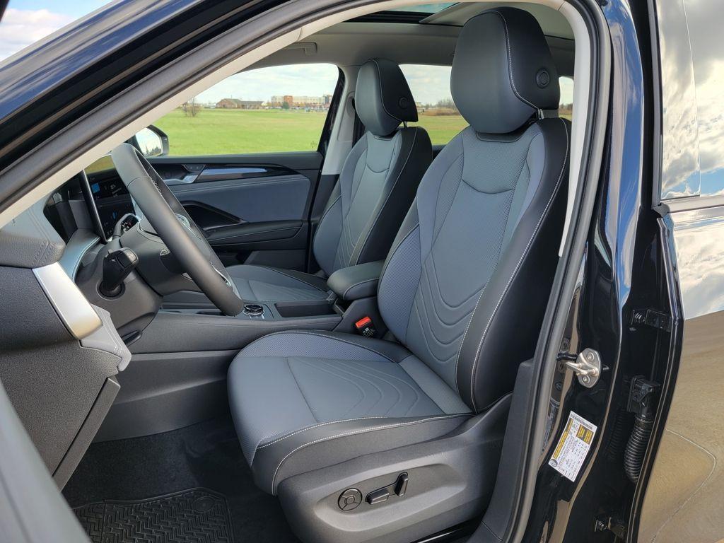 new 2026 Volkswagen Tiguan car, priced at $35,461