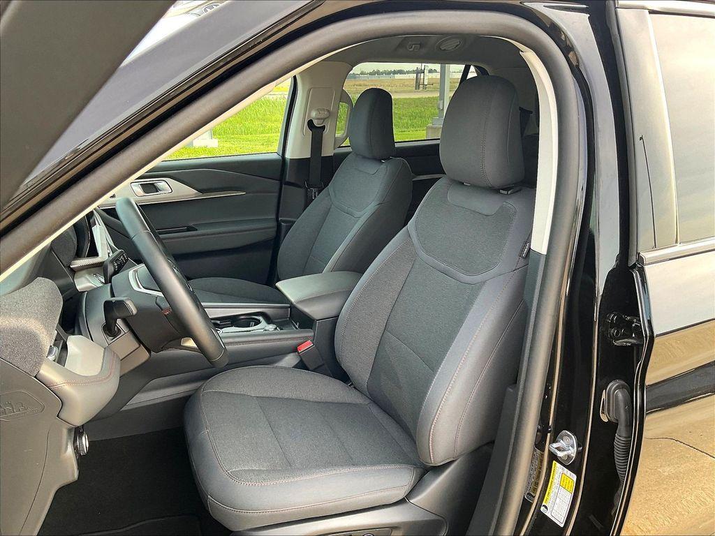 used 2025 Ford Explorer car, priced at $36,500