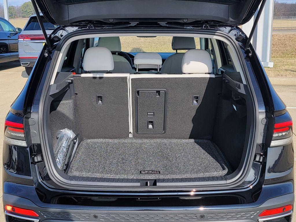 new 2026 Volkswagen Taos car, priced at $32,141