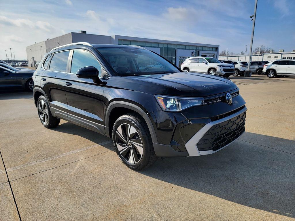 new 2026 Volkswagen Taos car, priced at $32,141