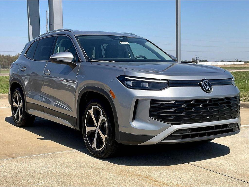 new 2026 Volkswagen Tiguan car, priced at $33,786