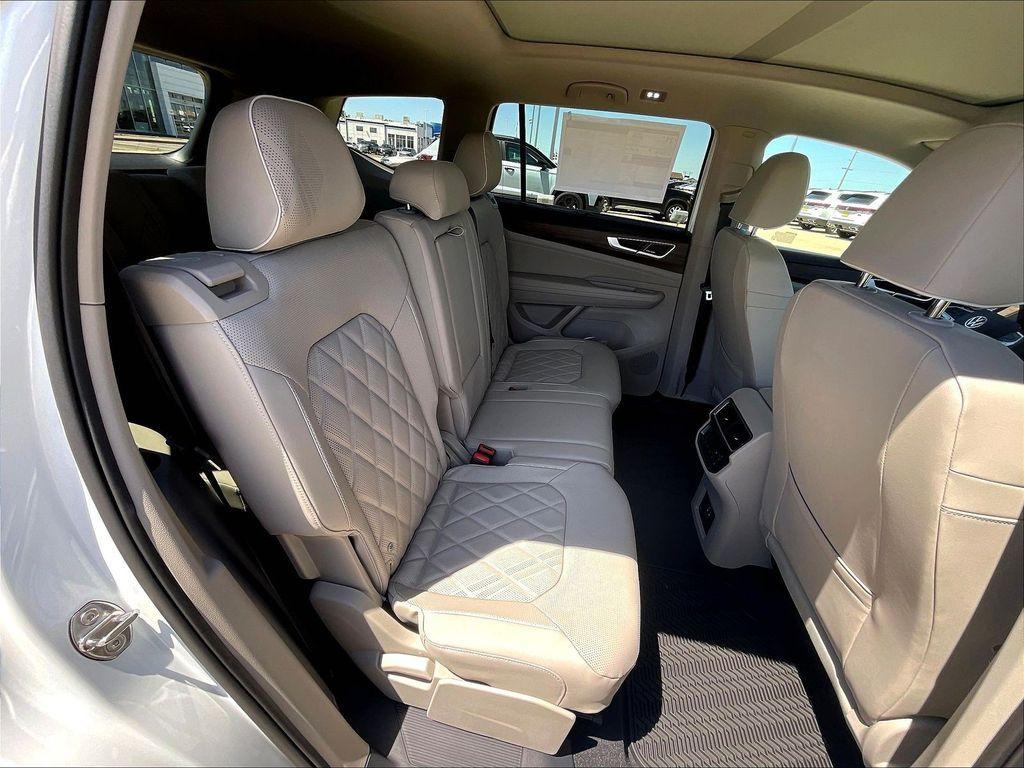 new 2026 Volkswagen Atlas car, priced at $53,091