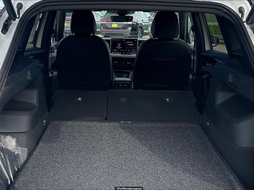new 2026 Volkswagen Tiguan car, priced at $37,076