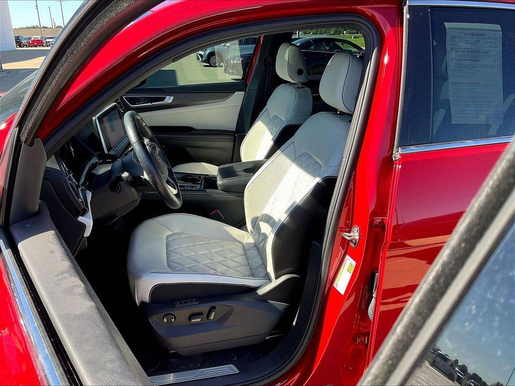 used 2024 Volkswagen Atlas Cross Sport car, priced at $39,000