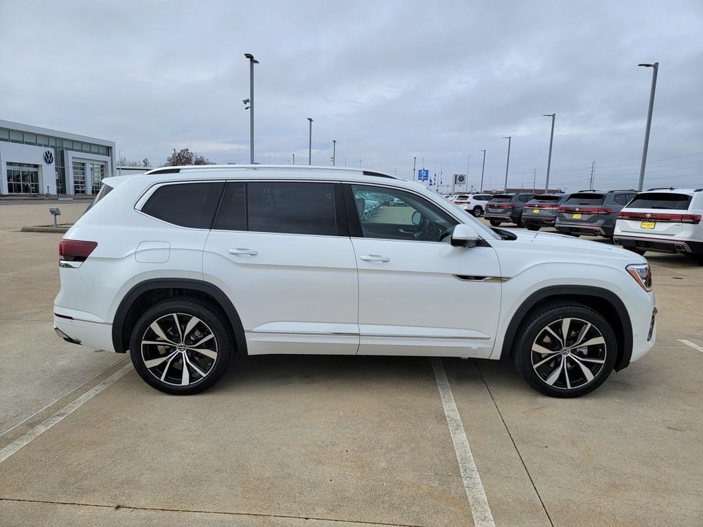 new 2026 Volkswagen Atlas car, priced at $54,591