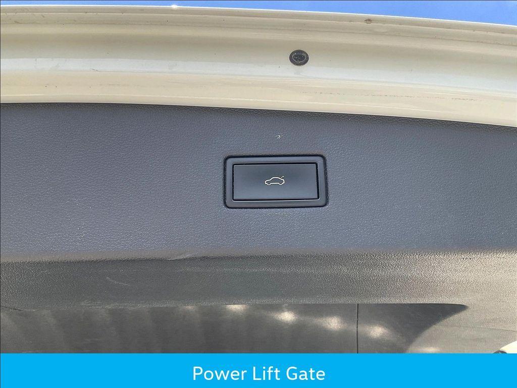used 2022 Volkswagen Tiguan car, priced at $17,500