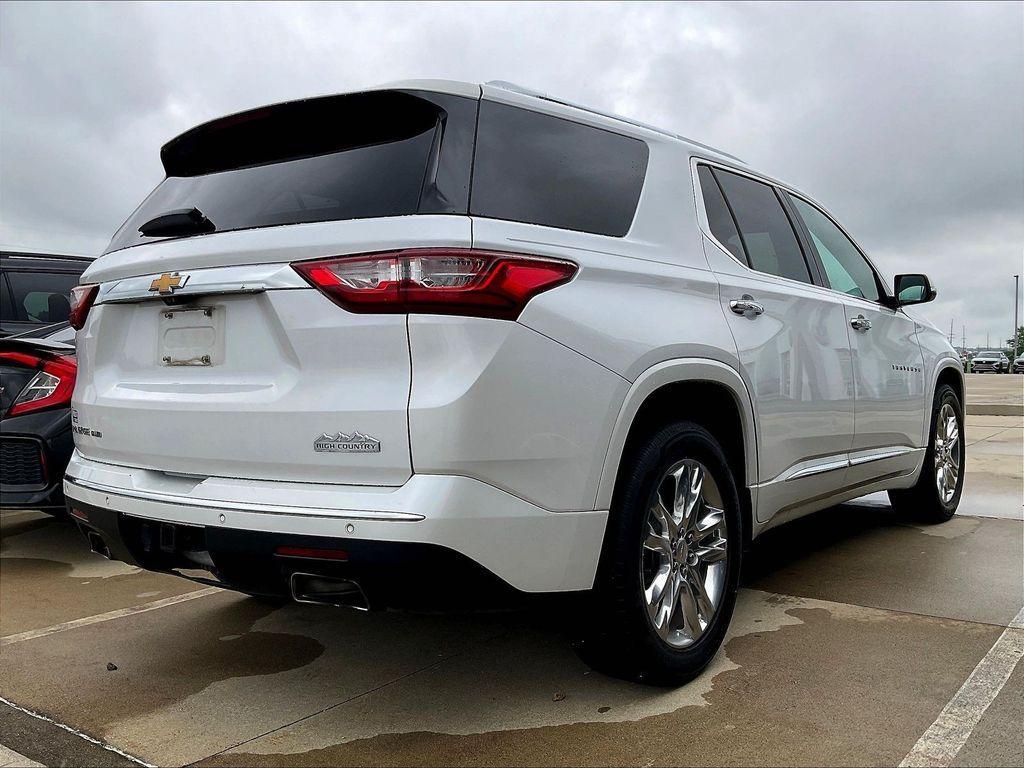 used 2019 Chevrolet Traverse car, priced at $17,000