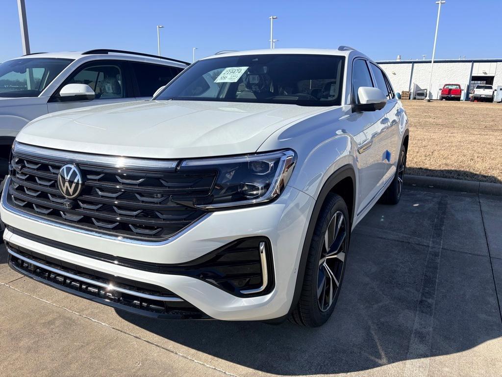 new 2026 Volkswagen Atlas Cross Sport car, priced at $53,143
