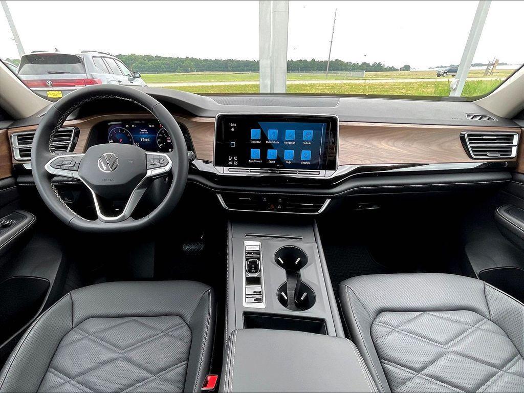 new 2026 Volkswagen Atlas car, priced at $39,766