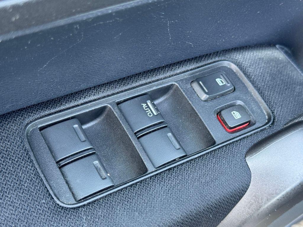 used 2011 Honda CR-V car, priced at $9,800