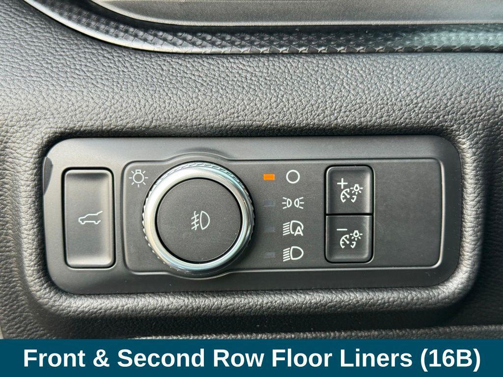 used 2021 Ford Explorer car, priced at $29,000