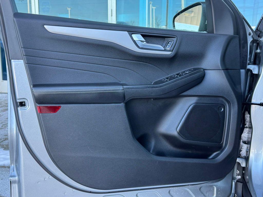 used 2022 Ford Escape car, priced at $19,494