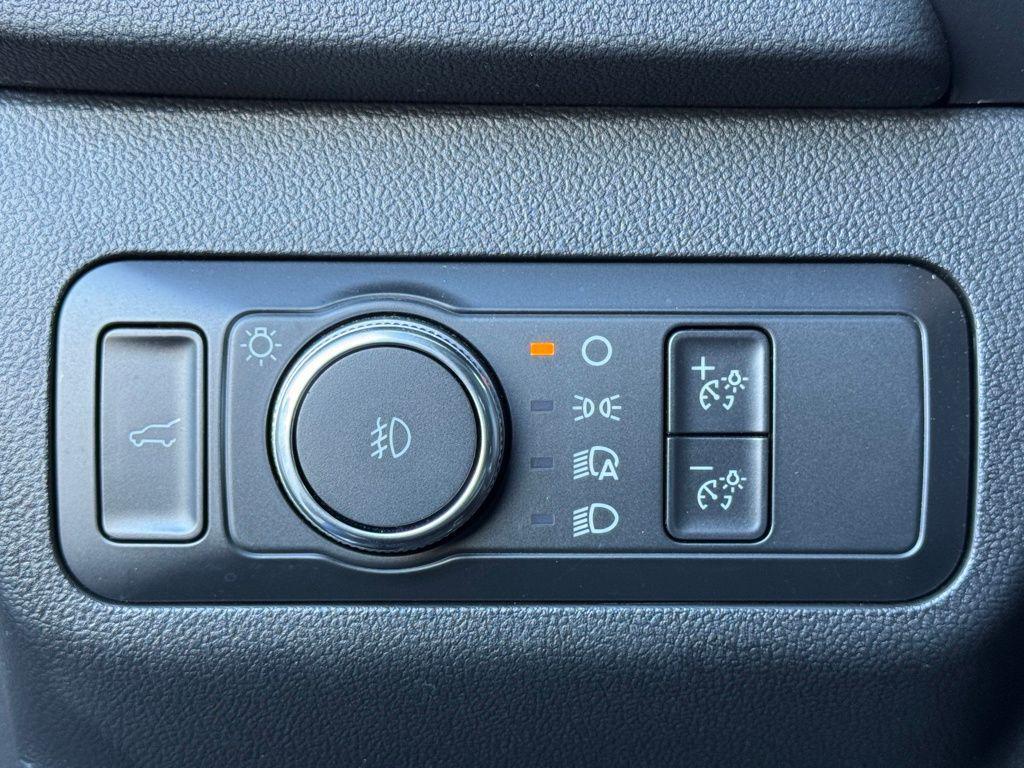 used 2022 Ford Escape car, priced at $19,494