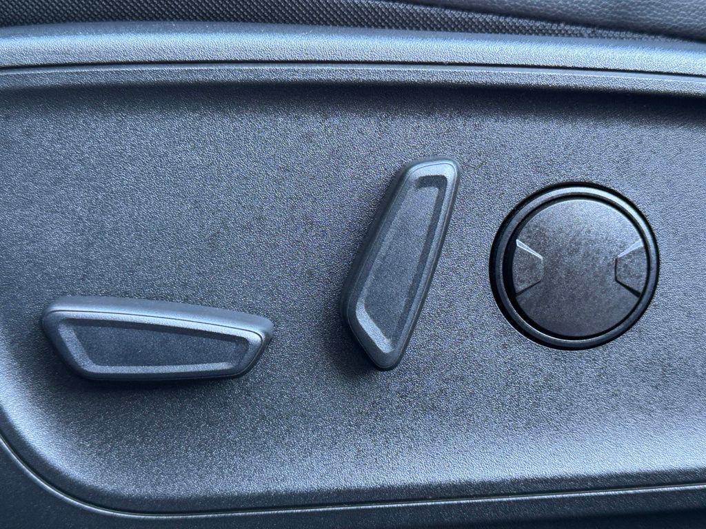 used 2022 Ford Escape car, priced at $24,000