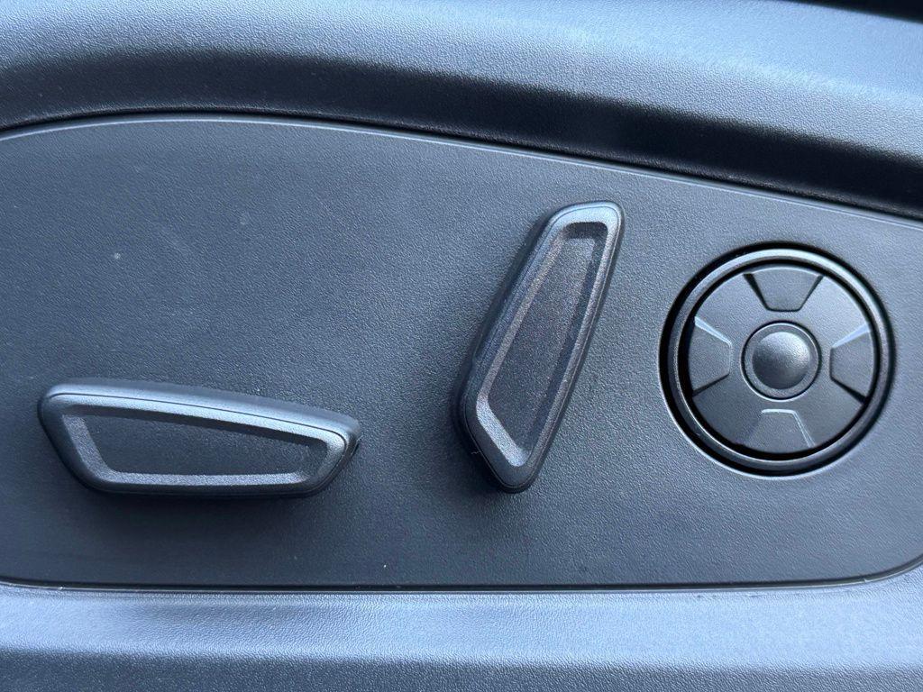 used 2025 Ford Explorer car, priced at $47,719