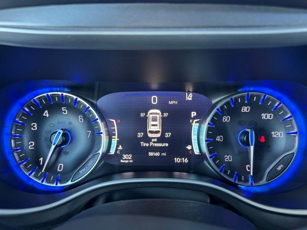 used 2024 Chrysler Pacifica car, priced at $26,500