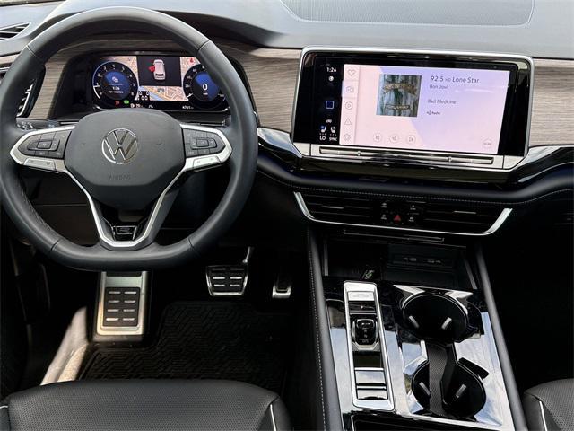 used 2025 Volkswagen Atlas car, priced at $47,698