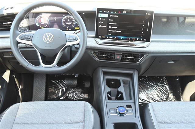 new 2025 Volkswagen Tiguan car, priced at $27,390