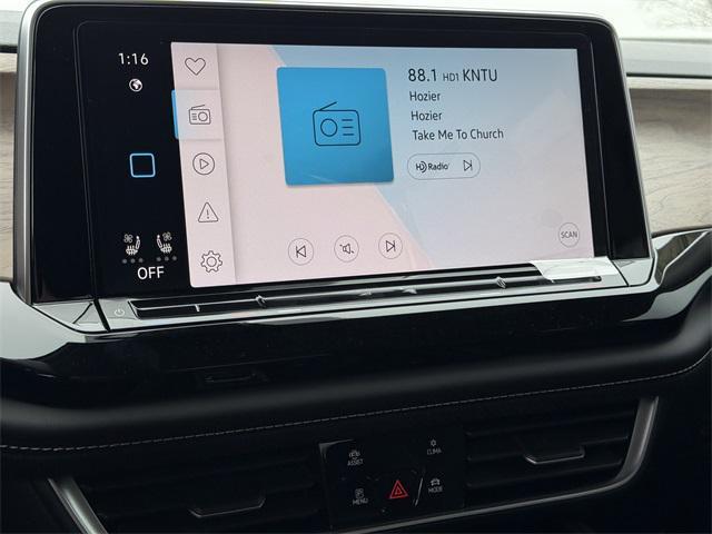 new 2026 Volkswagen Atlas car, priced at $42,685