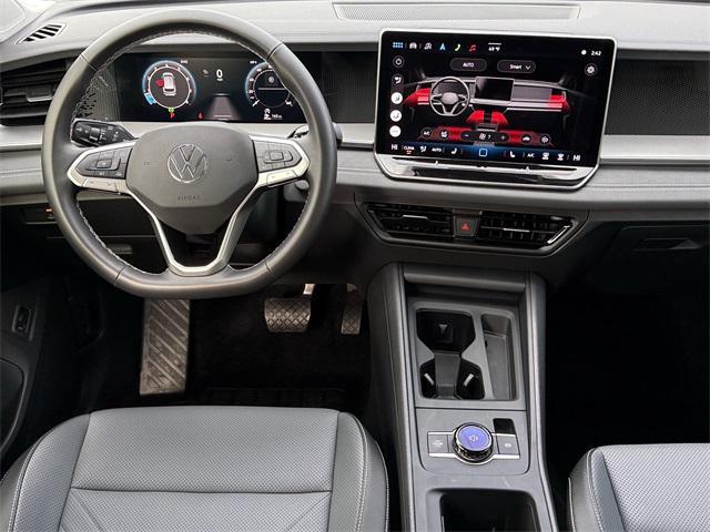 used 2025 Volkswagen Tiguan car, priced at $32,187
