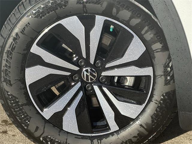 new 2026 Volkswagen Atlas car, priced at $39,541