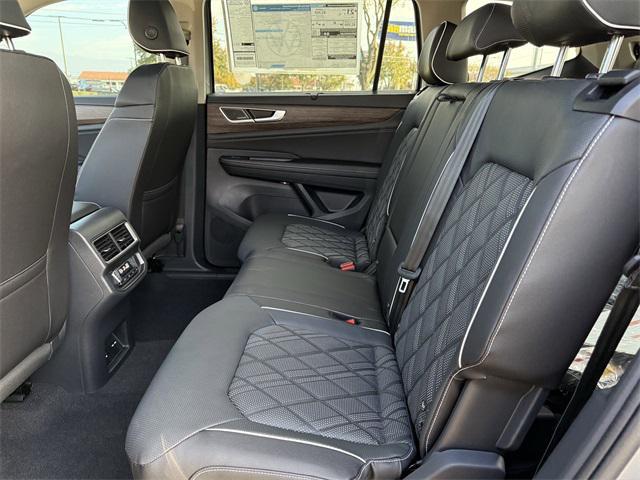 new 2026 Volkswagen Atlas car, priced at $54,136