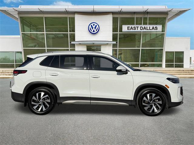 used 2025 Volkswagen Tiguan car, priced at $27,698