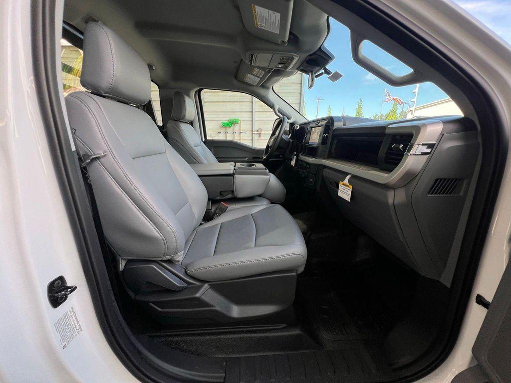 new 2025 Ford F-350 car, priced at $70,288