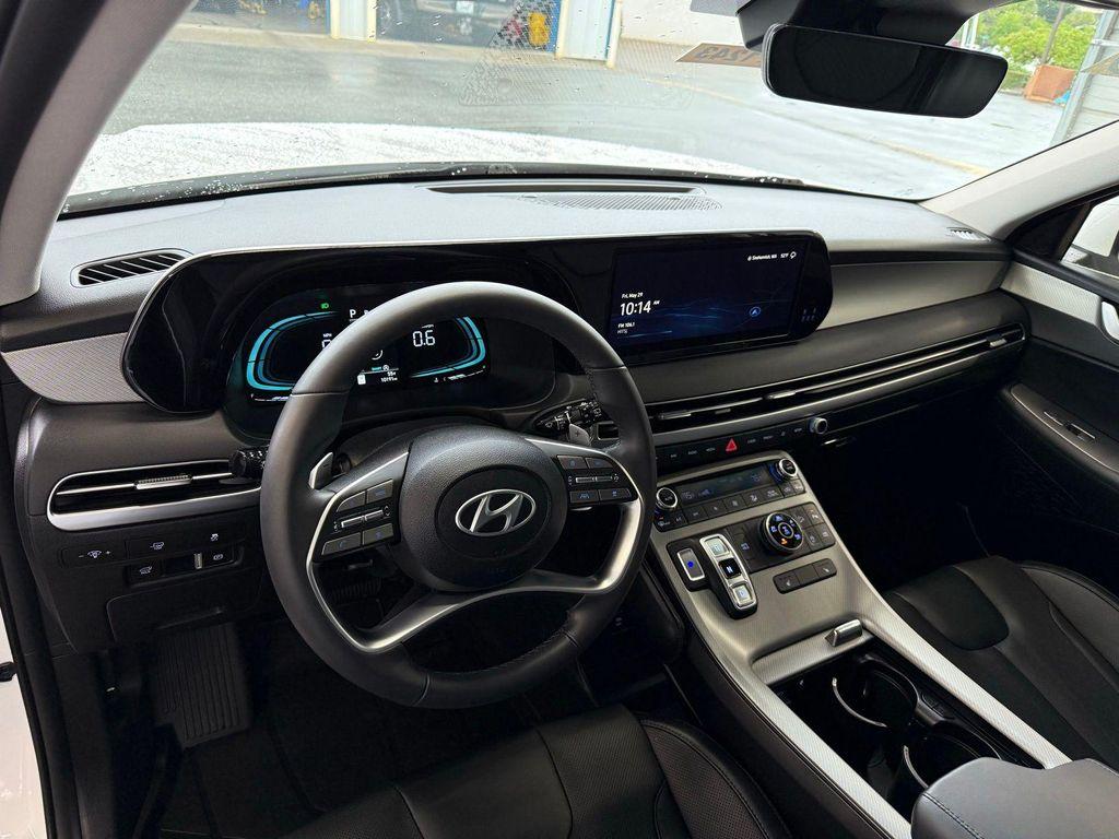 used 2025 Hyundai Palisade car, priced at $40,987