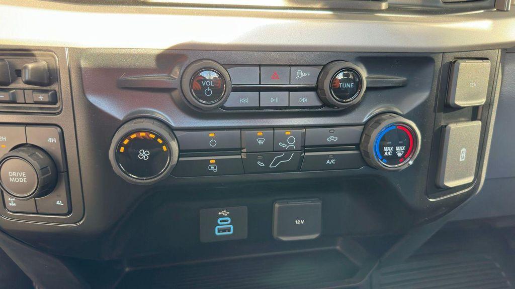 new 2025 Ford F-350 car, priced at $66,618