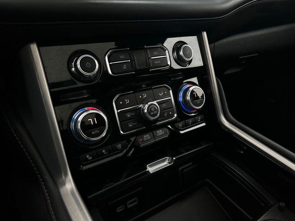 used 2023 GMC Yukon XL car, priced at $66,364